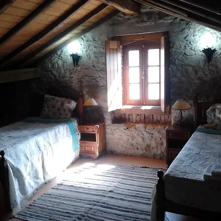 In Montes Mit Garten, Grill Und Terrasse Holiday home